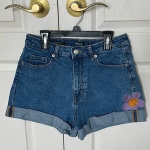 Wild Fable Super High-Rise Rolled Cuff Jean Shorts - Size 6